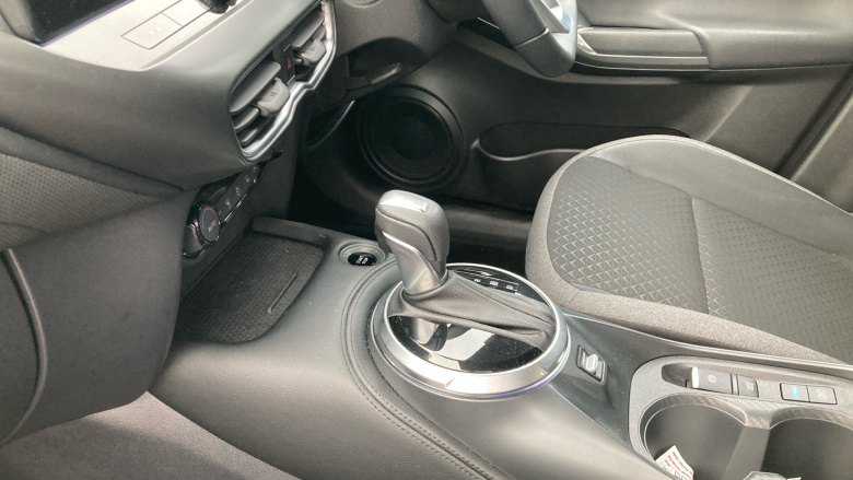 Nissan Juke 1.6 Hybrid N-Connecta 5dr Auto Hybrid Hatchback